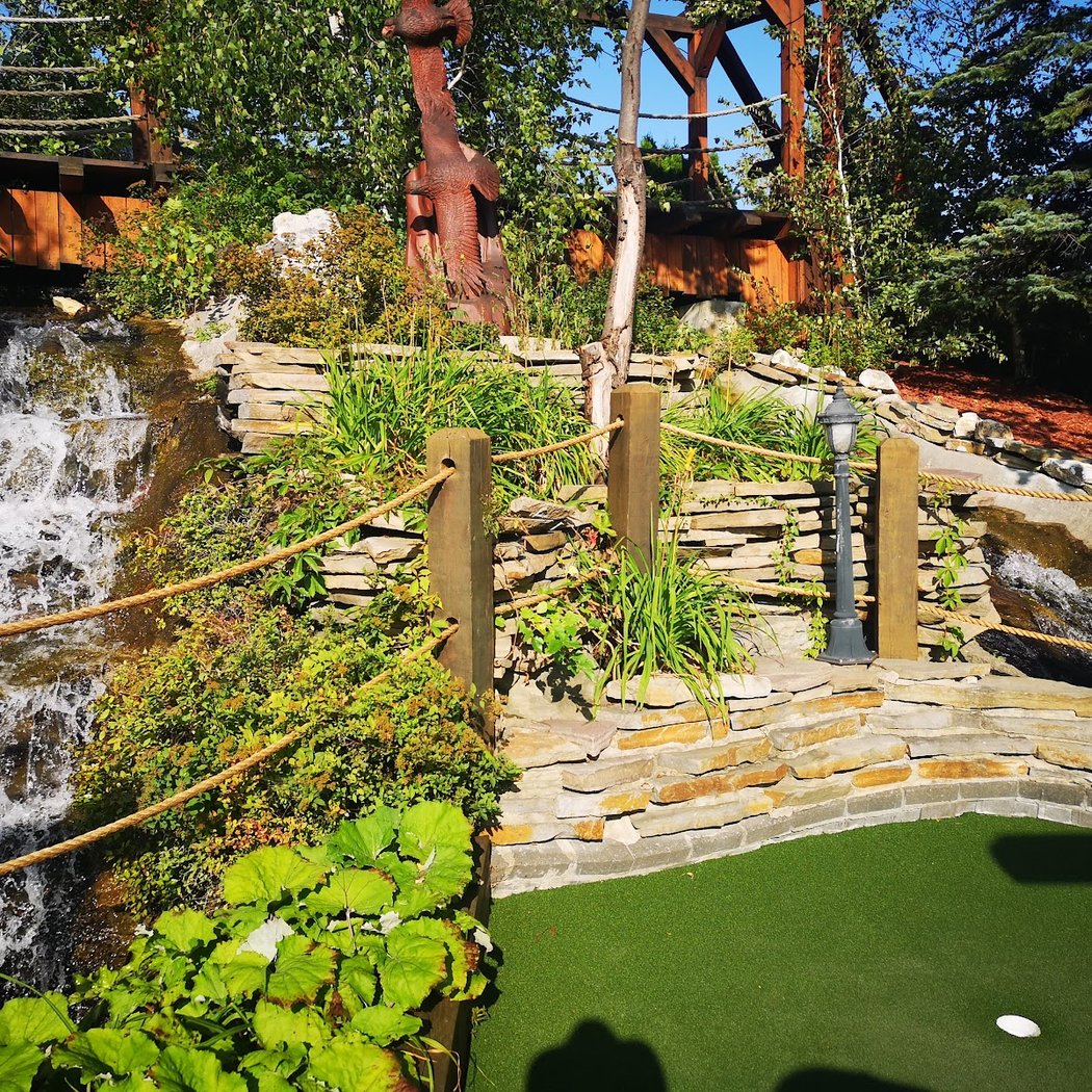 Cascades Golf 3